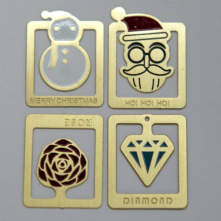 2-2 文創髮線黃銅書夾 - MicroMetal | Precision Metal Etching Manufacturer