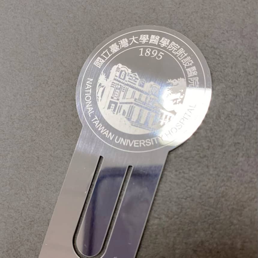 3-校園拋光霧底不鏽鋼書夾 - MicroMetal | Precision Metal Etching Manufacturer 校園拋光霧底不鏽鋼書夾
