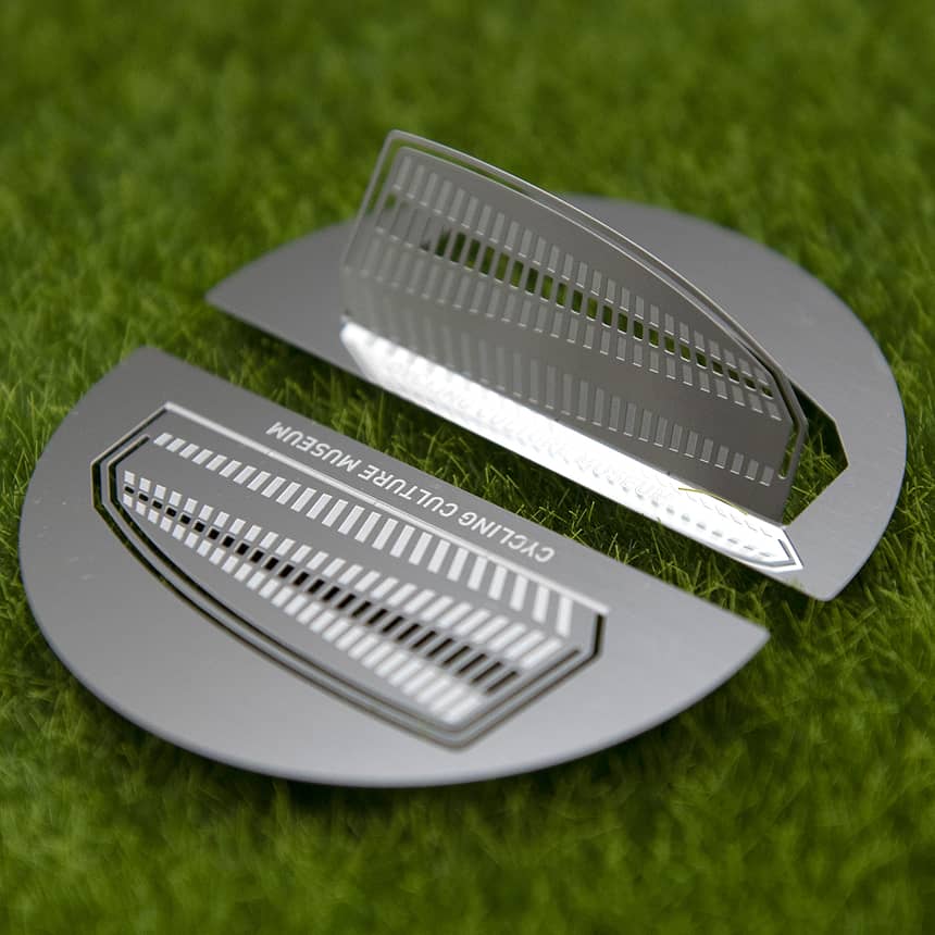 博物館紀念立體飾片 - MicroMetal | Precision Metal Etching Manufacturer