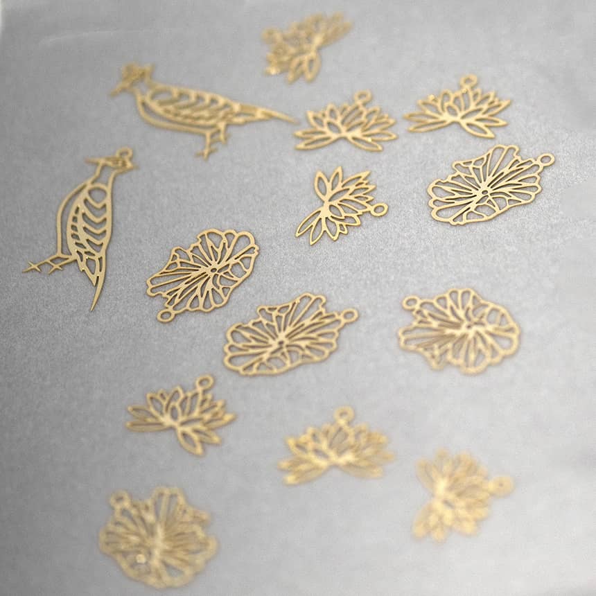 電金吊飾 08 - MicroMetal | Precision Metal Etching Manufacturer